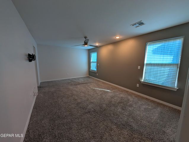 517 La Entrada Circle, Sunland Park, NM 88063