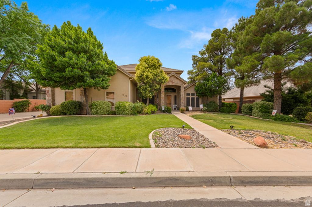 Image 2 of property listing at 1530 S SOUTHERN TRAILS CIR, Washington, UT 84780