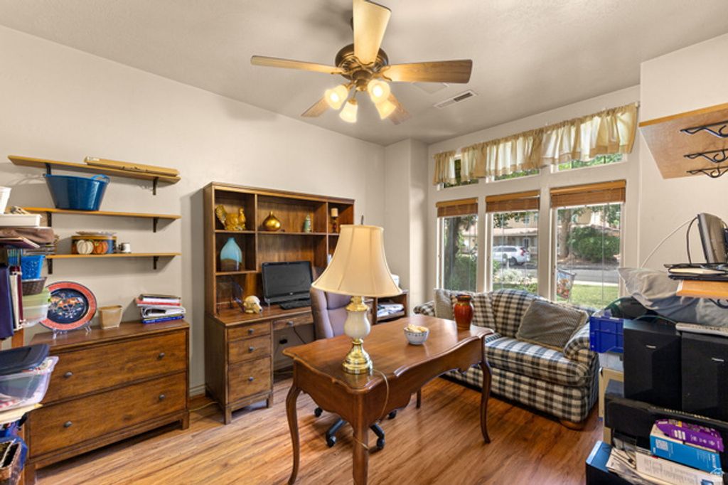 Image 27 of property listing at 1530 S SOUTHERN TRAILS CIR, Washington, UT 84780