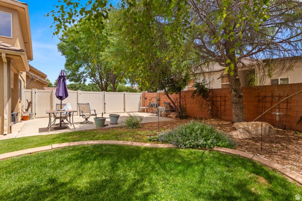 Image 34 of property listing at 1530 S SOUTHERN TRAILS CIR, Washington, UT 84780