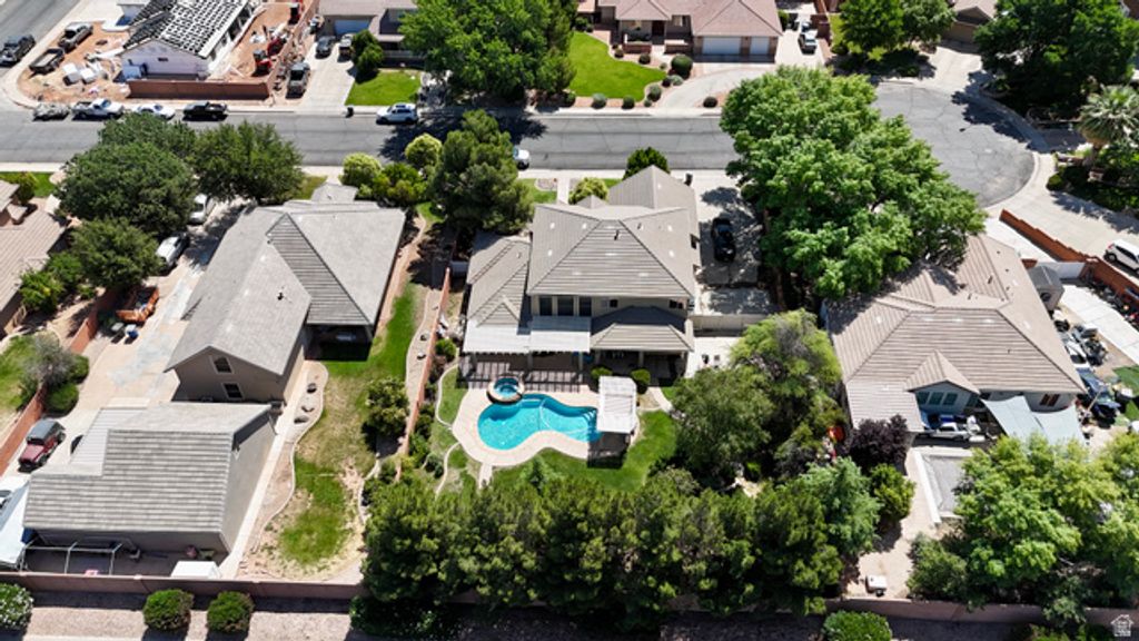 Image 37 of property listing at 1530 S SOUTHERN TRAILS CIR, Washington, UT 84780