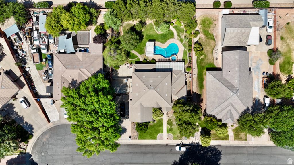 Image 38 of property listing at 1530 S SOUTHERN TRAILS CIR, Washington, UT 84780