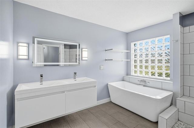 1 WALTON PLACE, Palm Coast, FL 32164