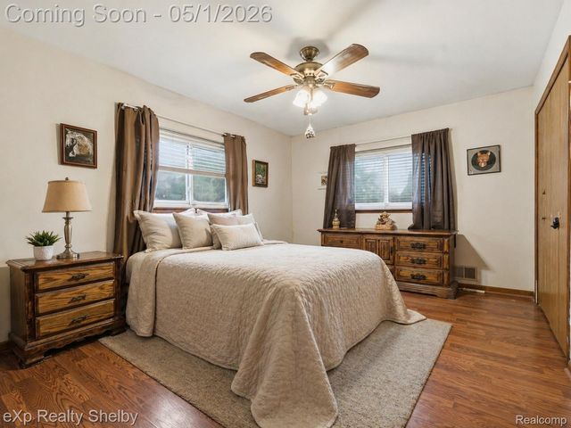 21660 Roosevelt Avenue, Farmington, MI 48336