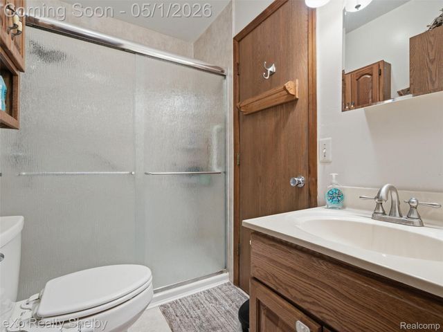 21660 Roosevelt Avenue, Farmington, MI 48336