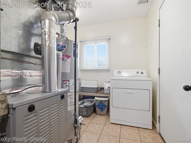 21660 Roosevelt Avenue, Farmington, MI 48336