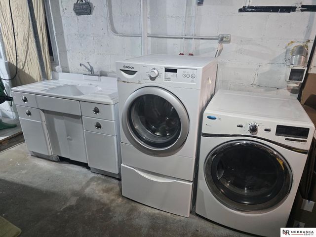 1938 South 50th Street, Omaha, NE 68106