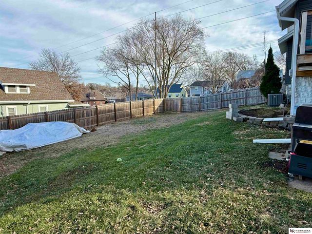 1938 South 50th Street, Omaha, NE 68106