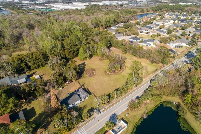 921 VIHLEN ROAD, Sanford, FL 32771