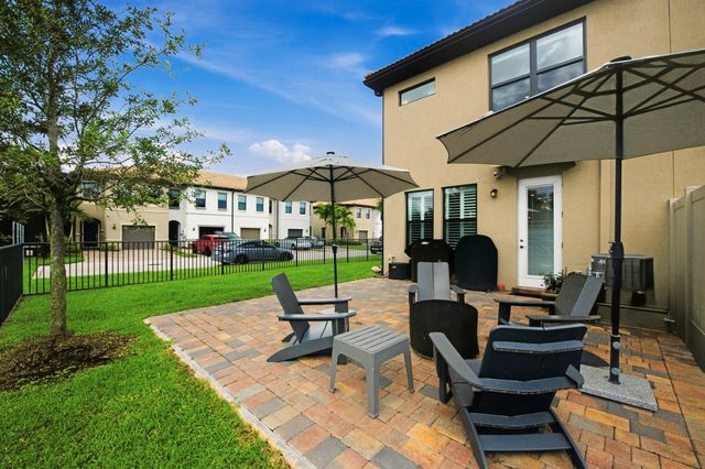8672 ESCUE Street, Lake Worth, FL 33467