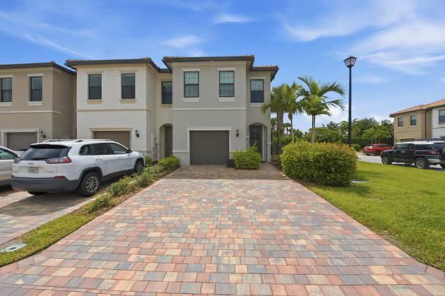 8672 ESCUE Street, Lake Worth, FL 33467