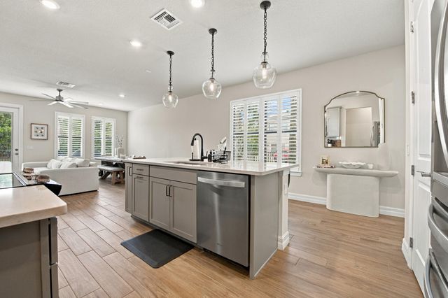 8672 ESCUE Street, Lake Worth, FL 33467