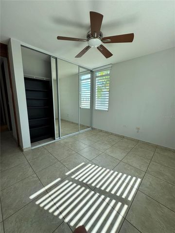 718 MAR DE BENGAL 718, Dorado, PR 00646