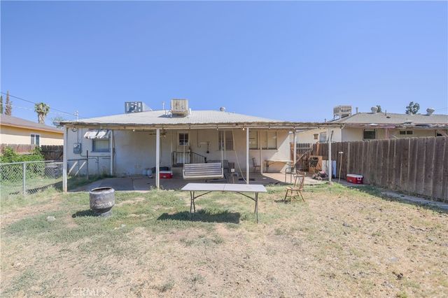 1305 Castaic, Bakersfield, CA 93308