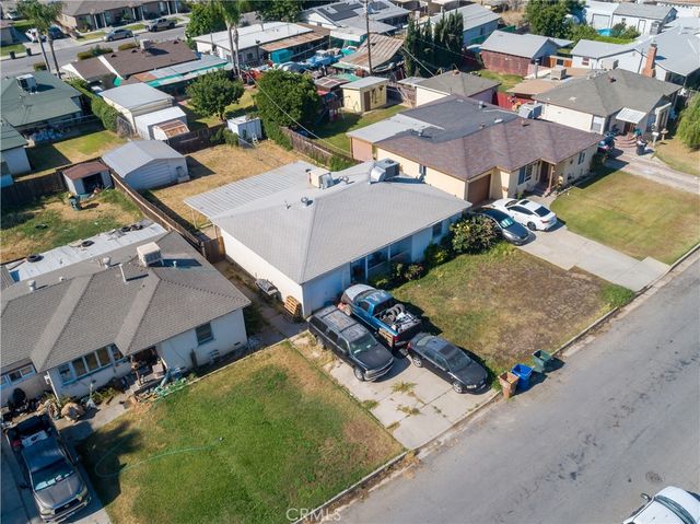1305 Castaic, Bakersfield, CA 93308