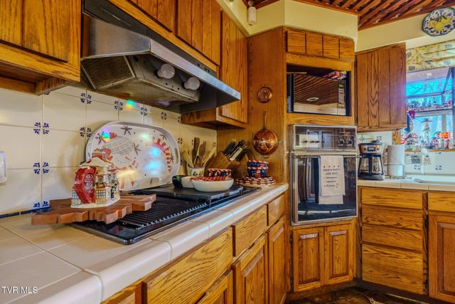 4206 Bristol Highway, Johnson City, TN 37601