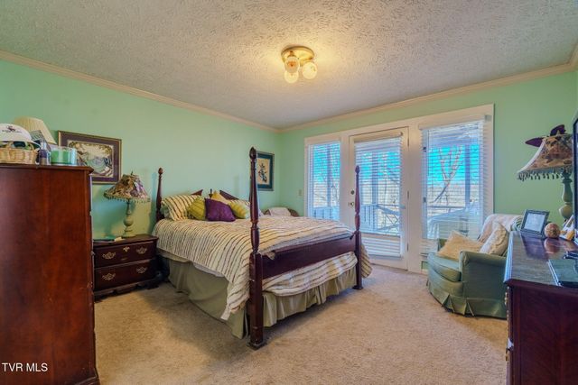 4206 Bristol Highway, Johnson City, TN 37601