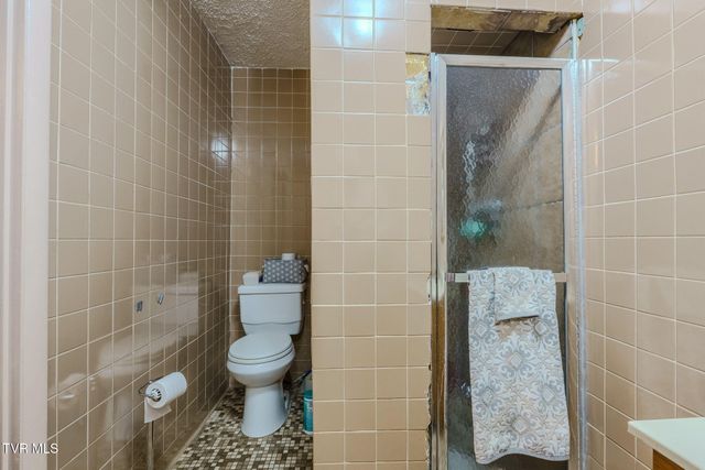 4206 Bristol Highway, Johnson City, TN 37601