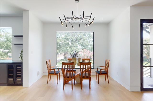 5055 Yarwell Drive, Houston, TX 77096