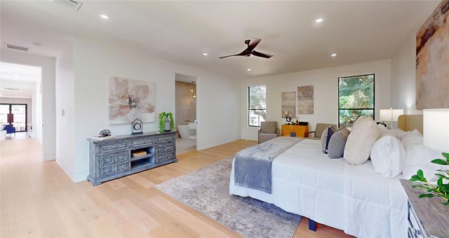 5055 Yarwell Drive, Houston, TX 77096