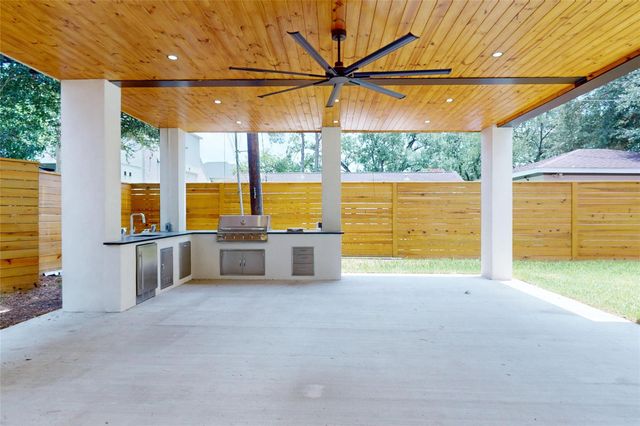 5055 Yarwell Drive, Houston, TX 77096