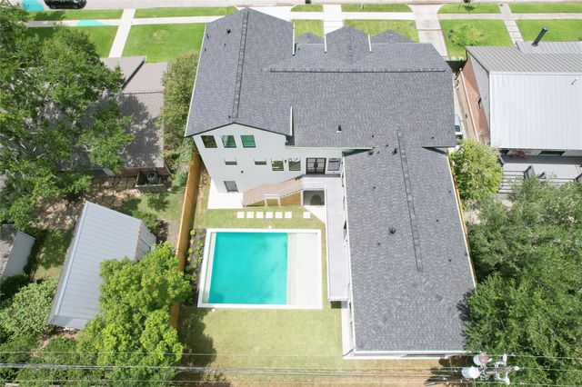 5055 Yarwell Drive, Houston, TX 77096