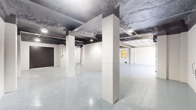 5055 Yarwell Drive, Houston, TX 77096