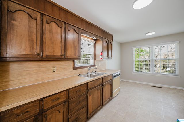 5621 DOUBLE TREE CIRCLE, Birmingham, AL 35242