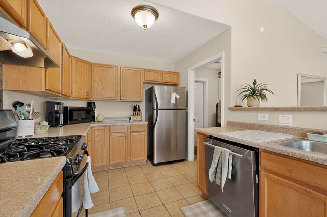 65 Rosa Avenue SW, Los Lunas, NM 87031