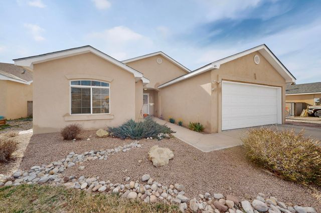 65 Rosa Avenue SW, Los Lunas, NM 87031