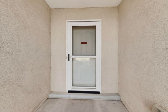 65 Rosa Avenue SW, Los Lunas, NM 87031