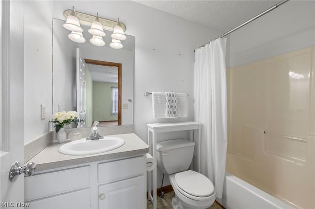 4863 Deer Run Drive, Lorain, OH 44053