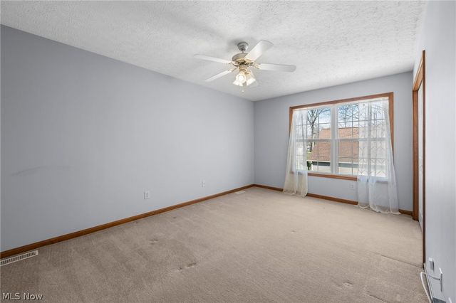 4863 Deer Run Drive, Lorain, OH 44053