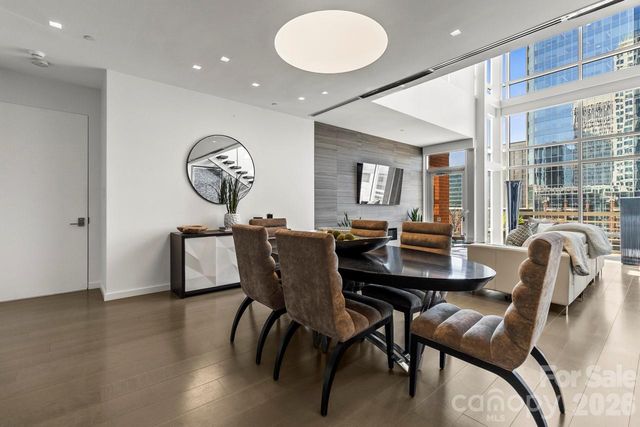 435 S Tryon Street 901, Charlotte, NC 28202