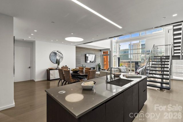435 S Tryon Street 901, Charlotte, NC 28202