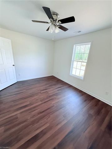 154 Abbotts Avenue, Lexington, NC 27292