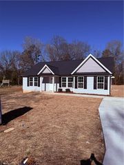 154 Abbotts Avenue, Lexington, NC 27292