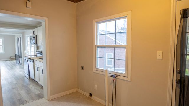 2541 Jewel Street, East Point, GA 30344