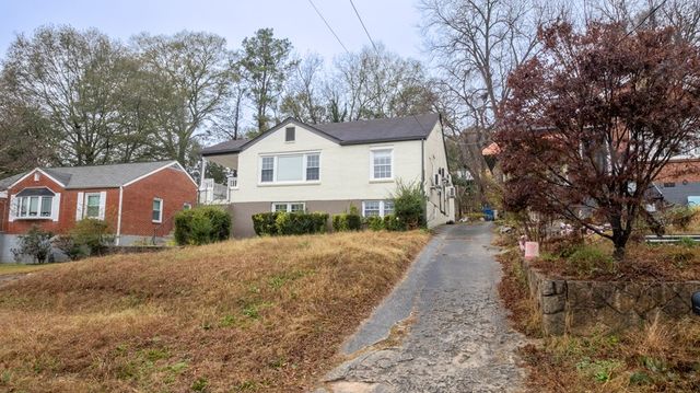 2541 Jewel Street, East Point, GA 30344