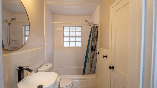 2541 Jewel Street, East Point, GA 30344