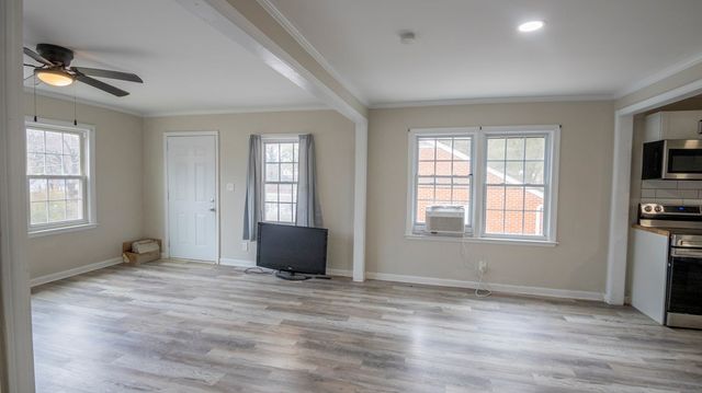 2541 Jewel Street, East Point, GA 30344