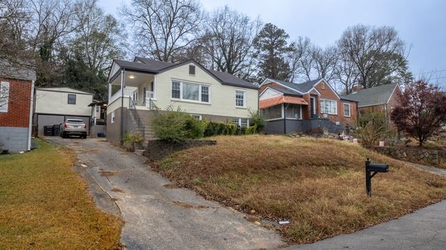 2541 Jewel Street, East Point, GA 30344