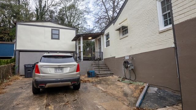 2541 Jewel Street, East Point, GA 30344