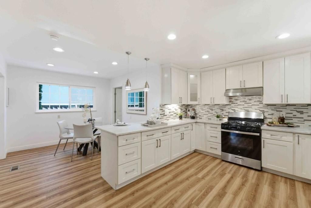 Image 10 of property listing at 1539 Jenvey Avenue, San Jose, CA 95125