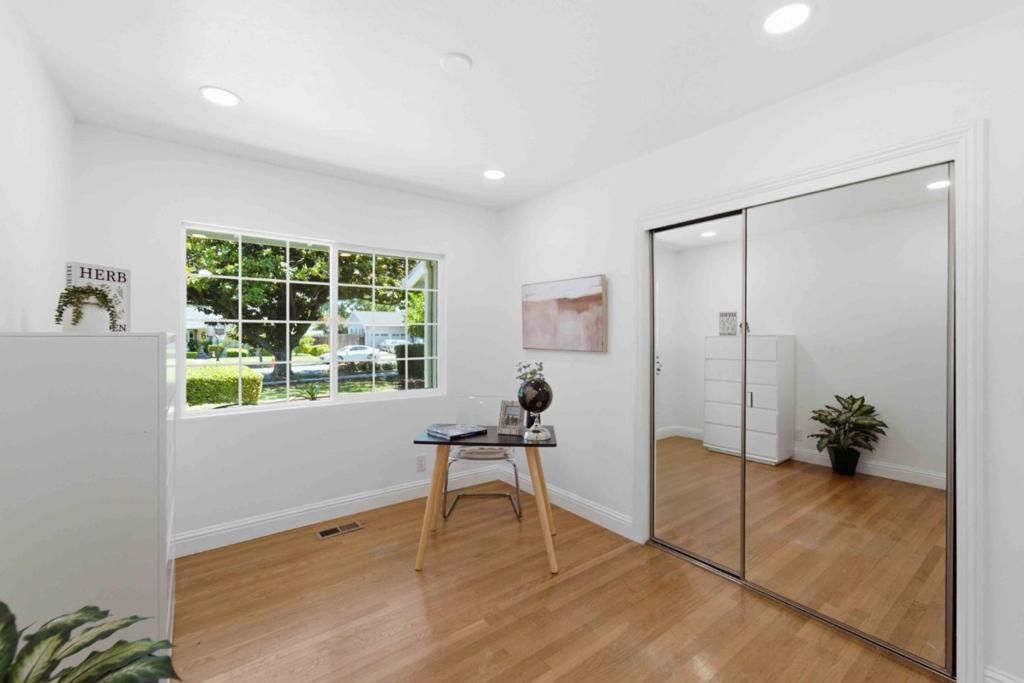Image 11 of property listing at 1539 Jenvey Avenue, San Jose, CA 95125