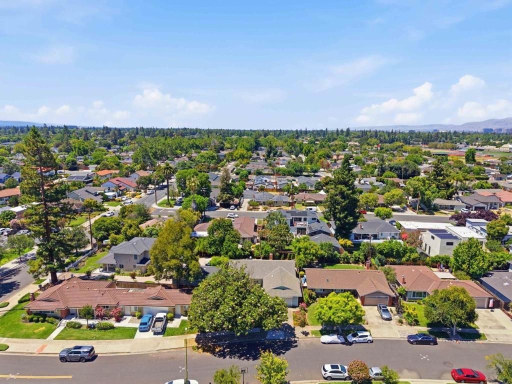 Image 39 of property listing at 1539 Jenvey Avenue, San Jose, CA 95125