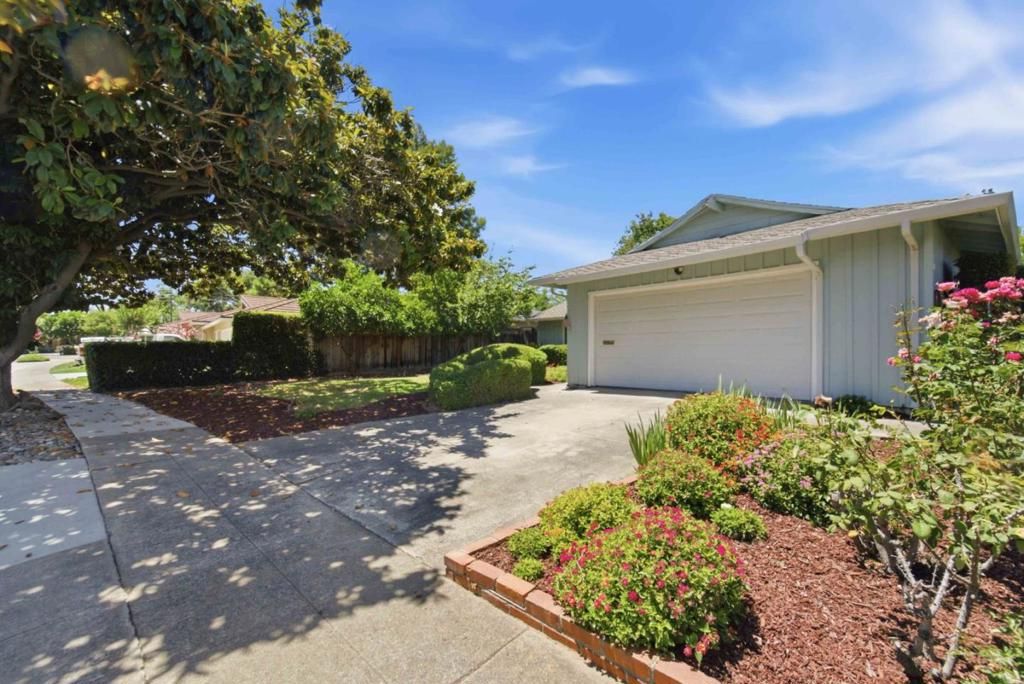 Image 40 of property listing at 1539 Jenvey Avenue, San Jose, CA 95125