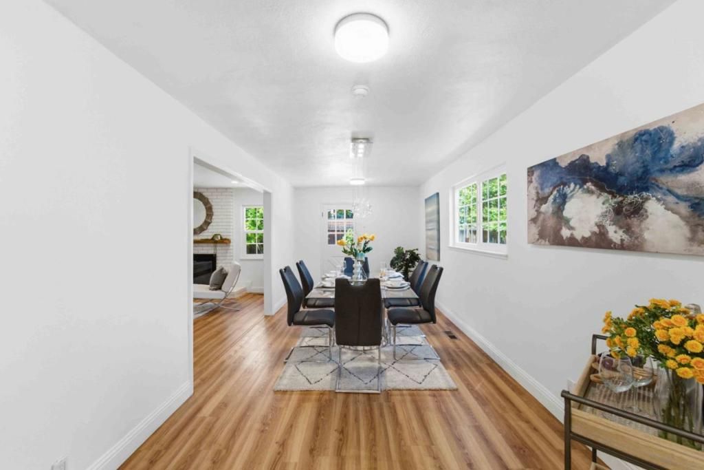 Image 5 of property listing at 1539 Jenvey Avenue, San Jose, CA 95125