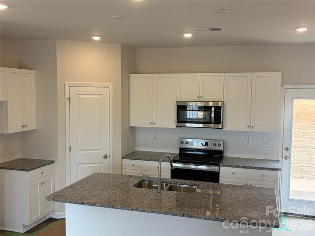 1326 Chiefs Lane, Richburg, SC 29729