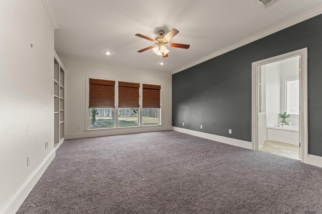 10121 Springpark Ave, Baton Rouge, LA 70810